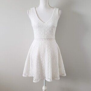 City Studio Sleeveless Crochet A-Line Mini Dress White Size 0